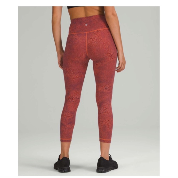 LULULEMON Wunder Train HR Crop 23” Crackle Glaze Vintage Orange Larkspur Size 2 - Picture 3 of 11